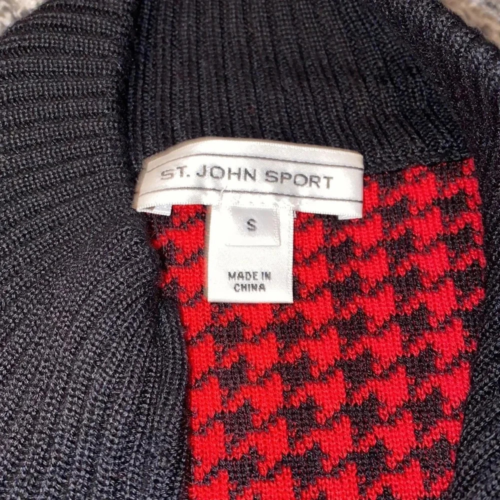 St John Sport Women's Wool Blend Dolman Sleeves Houndstooth Print Sweater - Picture 4 of 7